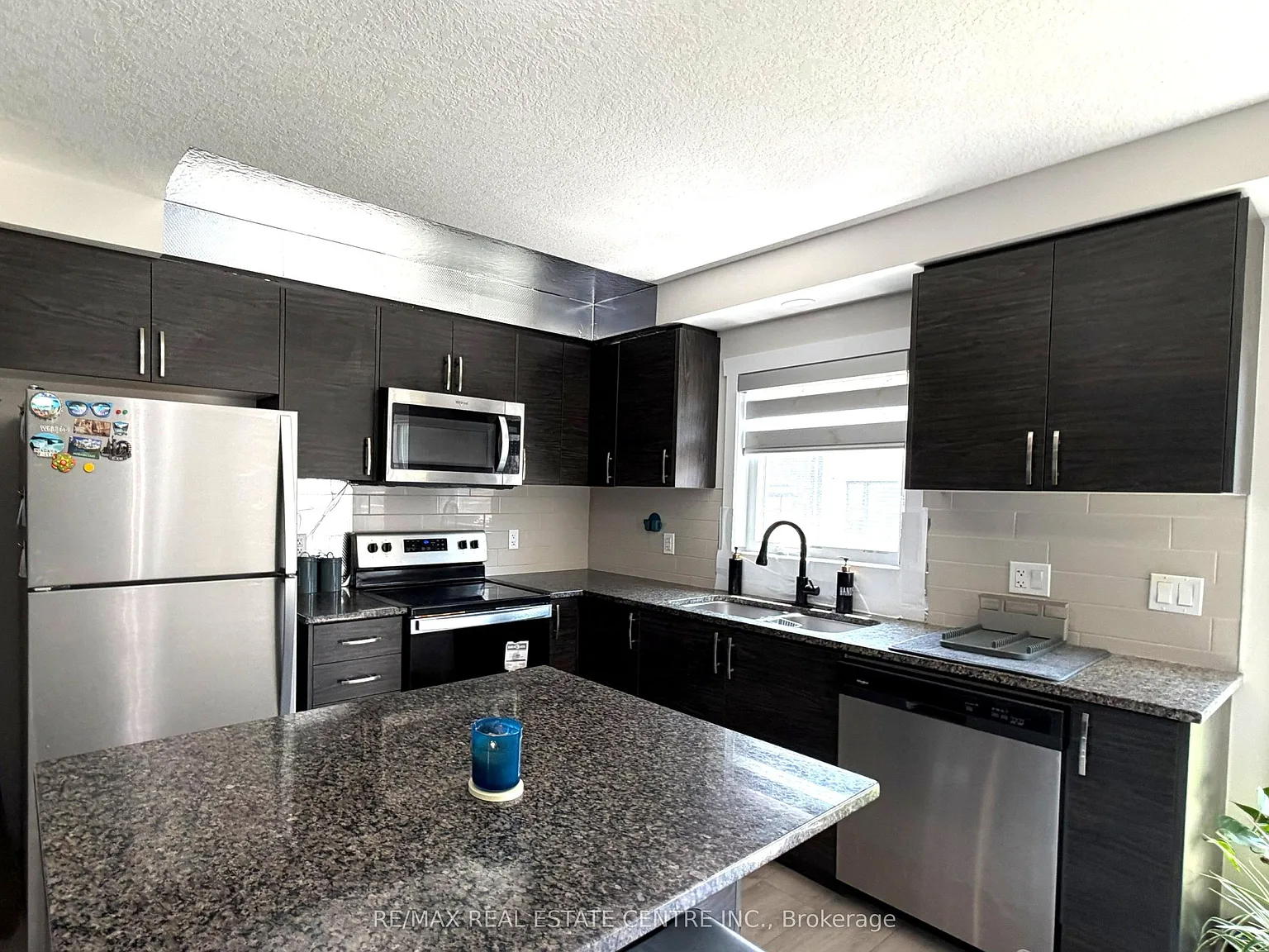 3 bed, $2,700 — Photo 4