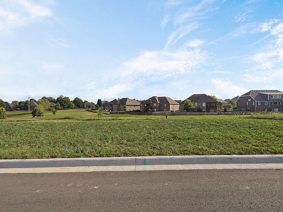 4th image of 1353 N Dunmore Circle