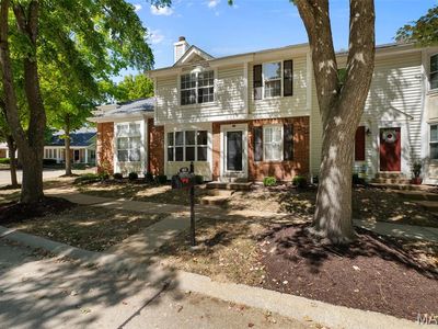 823 Hanna Ct, Manchester, MO, 63021