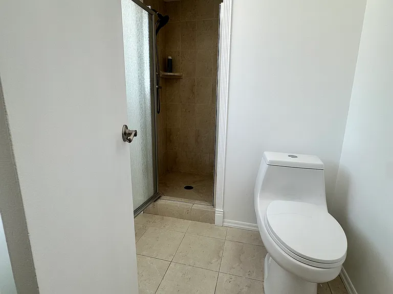 14552 Runnymede St — Photo 48