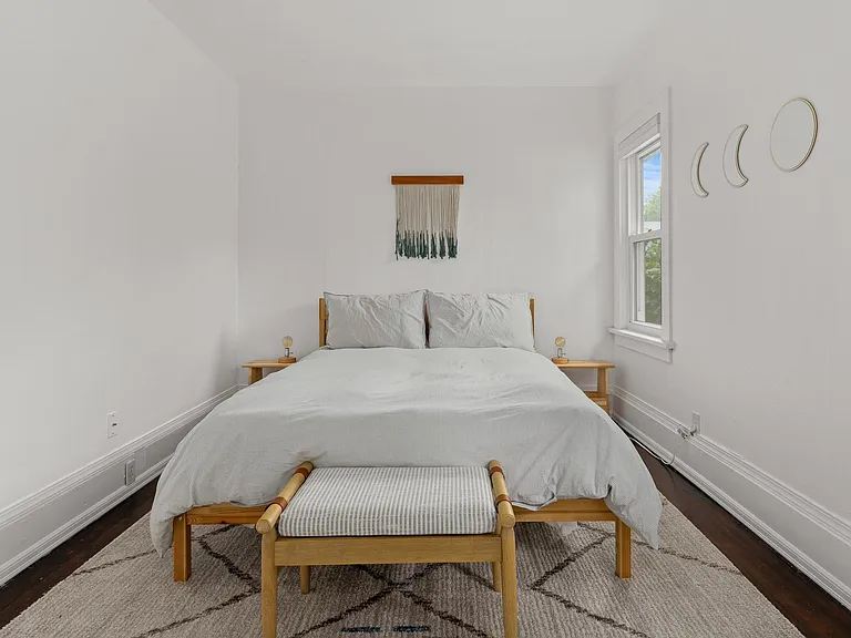 4755 SW Pacific Ave — Photo 11