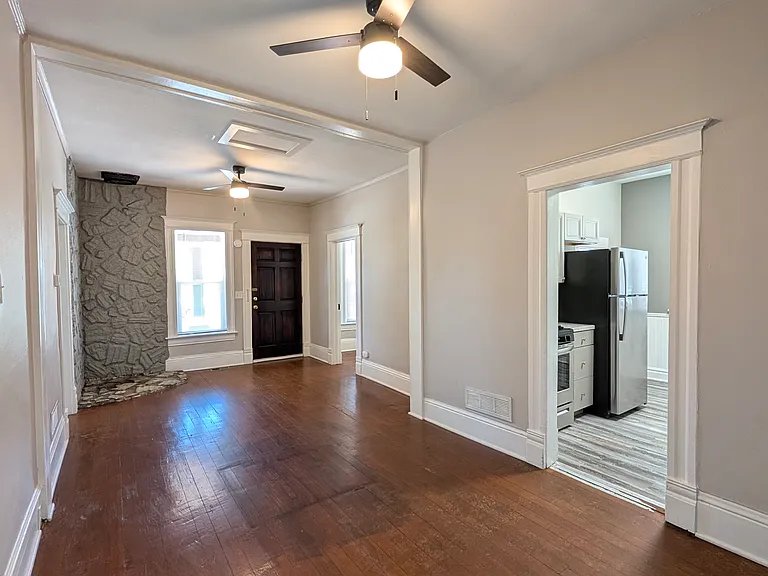 1016 W Cucharras St — Photo 6