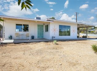 61585 Crest Circle Dr, Joshua Tree, CA 92252