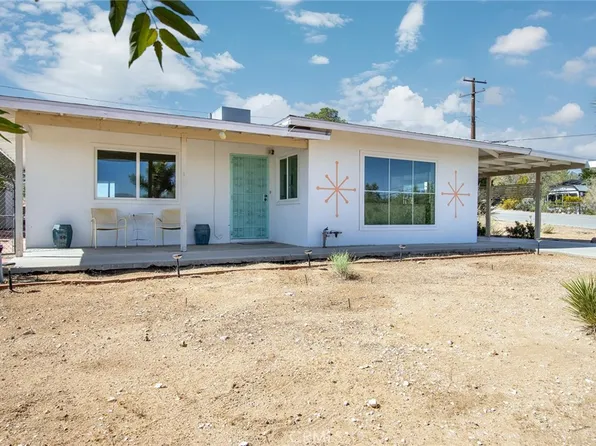 61585 Crest Circle Dr, Joshua Tree, CA 92252