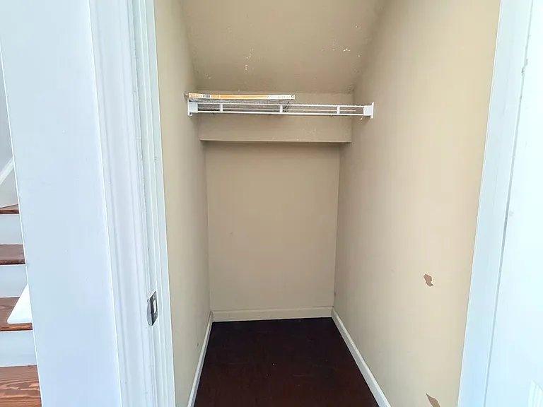 153 Greystone Cir — Photo 12