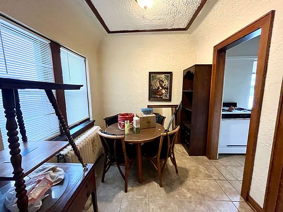 5th image of 4474 N Oakland Ave #106