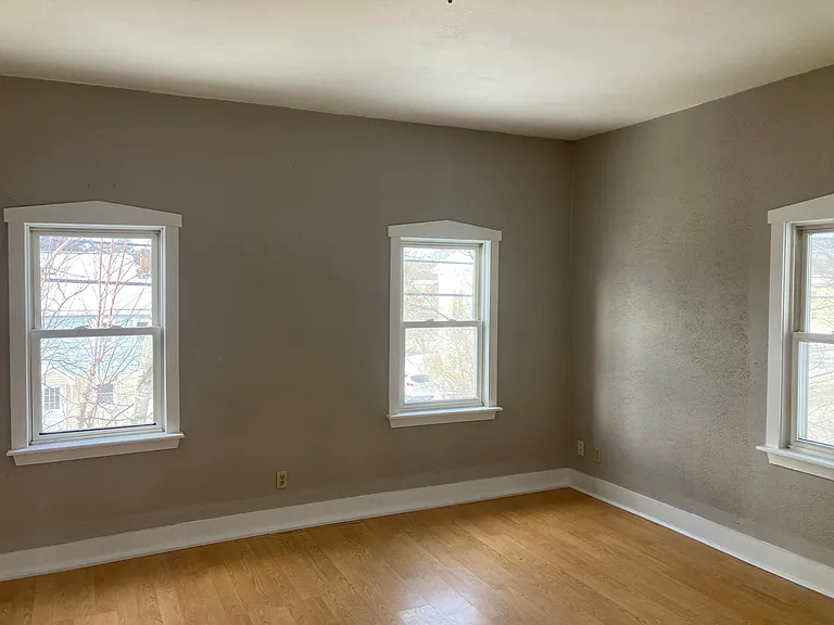 987 Main St #2 — Photo 6