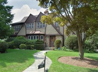 65 Elizabeth Rd, New Rochelle, NY 10804