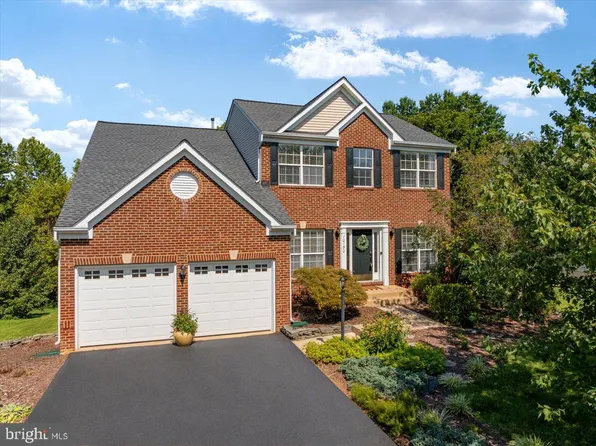 10190 Breezeway Dr, Nokesville, VA 20181
