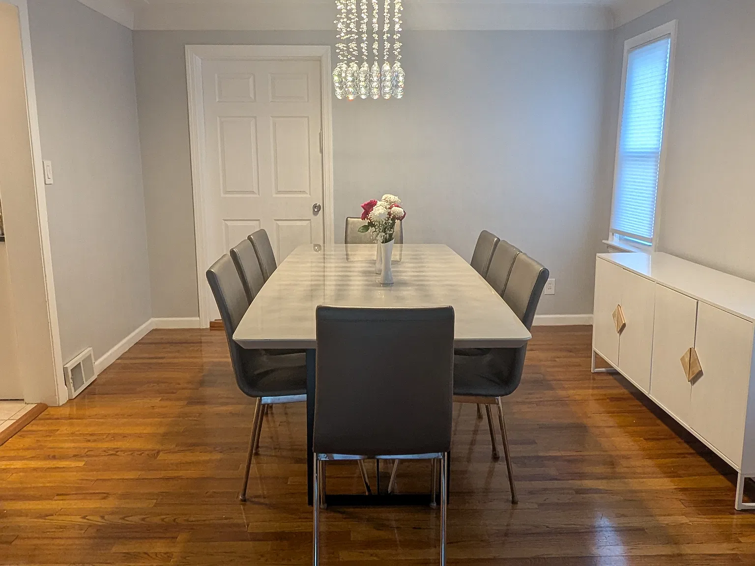 3 bed, 1.5 bath, 1789 sqft, $2,900 — Photo 3