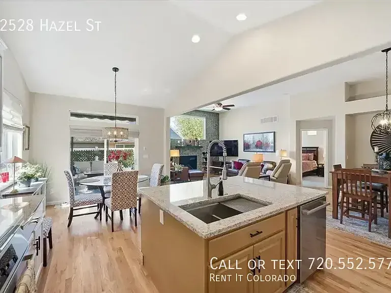 12528 Hazel St — Photo 11