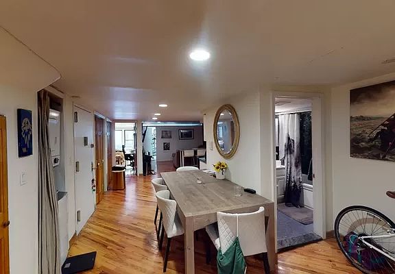 4th image of 120 Orchard St #2FLE