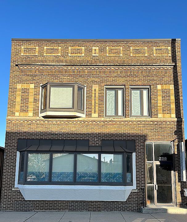 Front view of 228 3rd Ave.