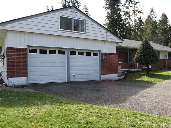 3rd image of 9108 109th St SW