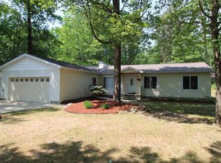 213 Dover Dr, Roscommon, MI 48653