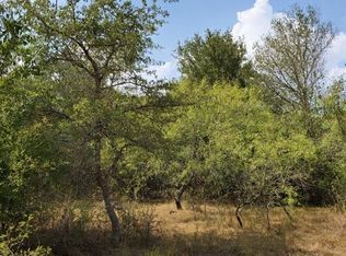 3425 Callihan Rd, Luling, TX 78648