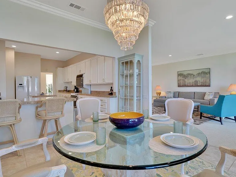 47126 El Menara Cir — Photo 10