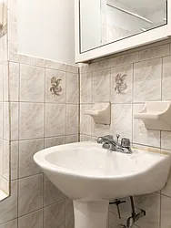 Rented by Lindemar LLC