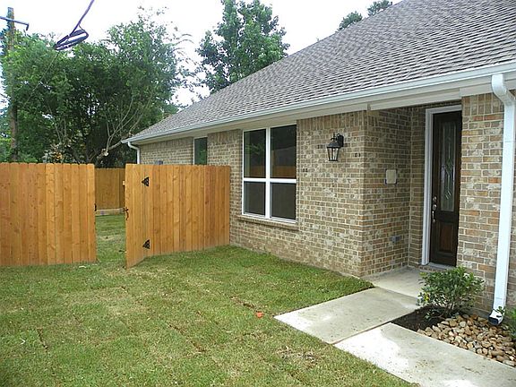 3rd image of 17246 Hartridge Dr