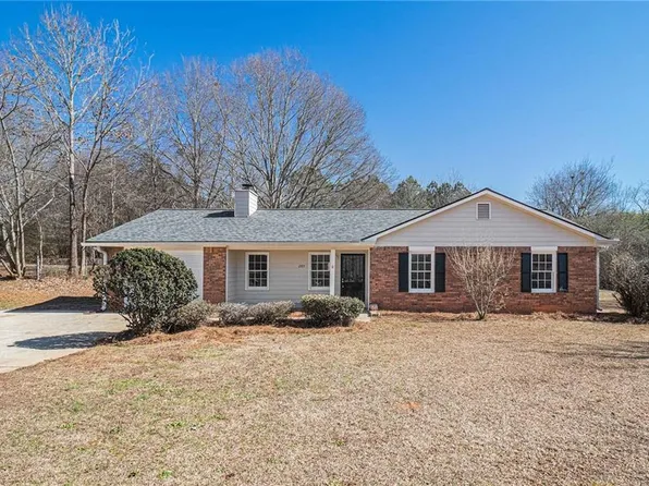 285 Belmont Farms Dr, Ellenwood, GA 30294