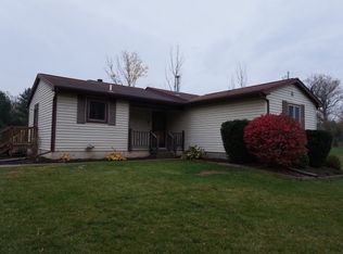 9146 Griffith Rd, Eaton Rapids, MI 48827