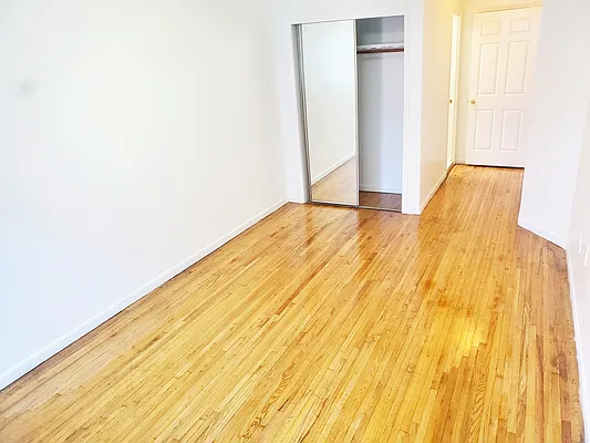 Rented by Metro Garden Realty NYC | media 65