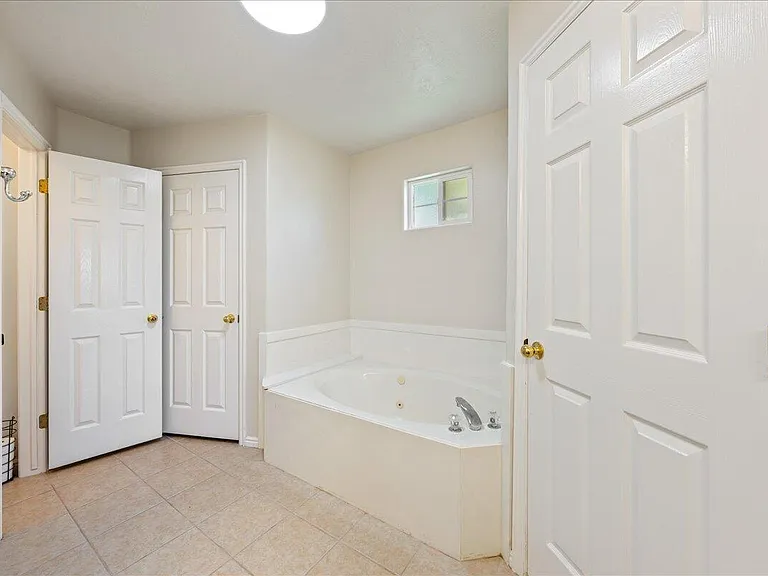 2540 W 150 S — Photo 11