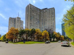 Place Avant Condominums, Mississauga, ON L5A 4B8