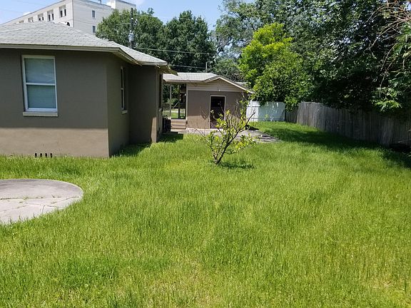 Large fenced back yard