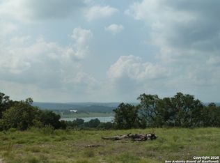 252 River Cliff Pl, Spring Branch, TX 78070