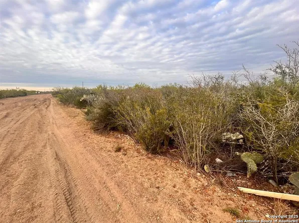 TRACT 17 Las Pilas Rd LOT TRACT, Laredo, TX 78043