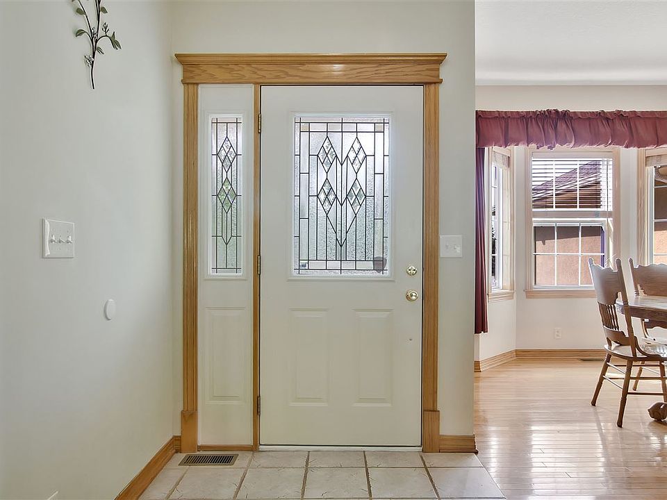 1801 S Hoyt Cir, Wichita, KS 67207 Zillow