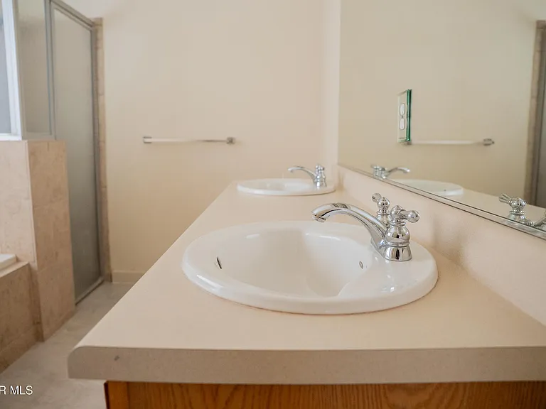804 Bonnie Ct — Photo 12