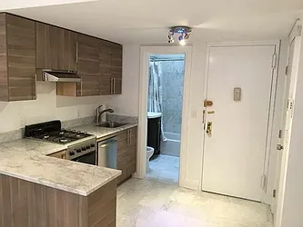 Rented by Aryeh Realty