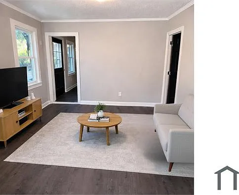 862 Marianna St — Photo 2