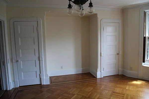 Rented by Owner | media 30