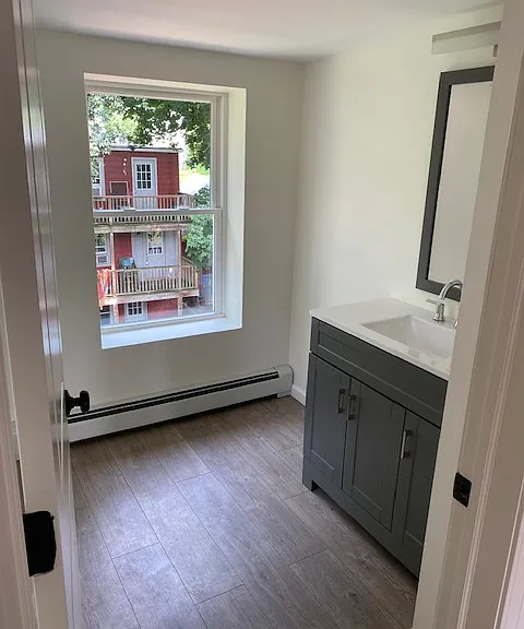63 W Union St #4 — Photo 8
