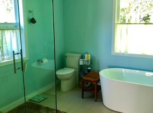 8456 SW Charlotte Dr, Beaverton, OR 97007