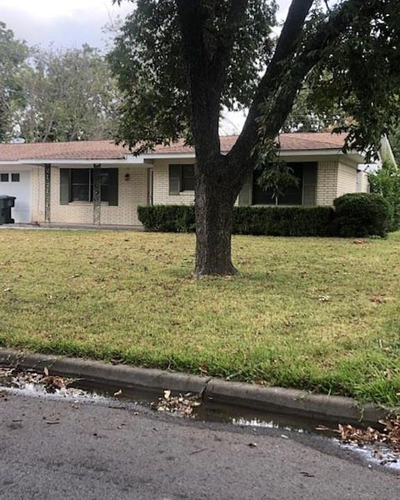 1st image of 306 W Upshaw Ave