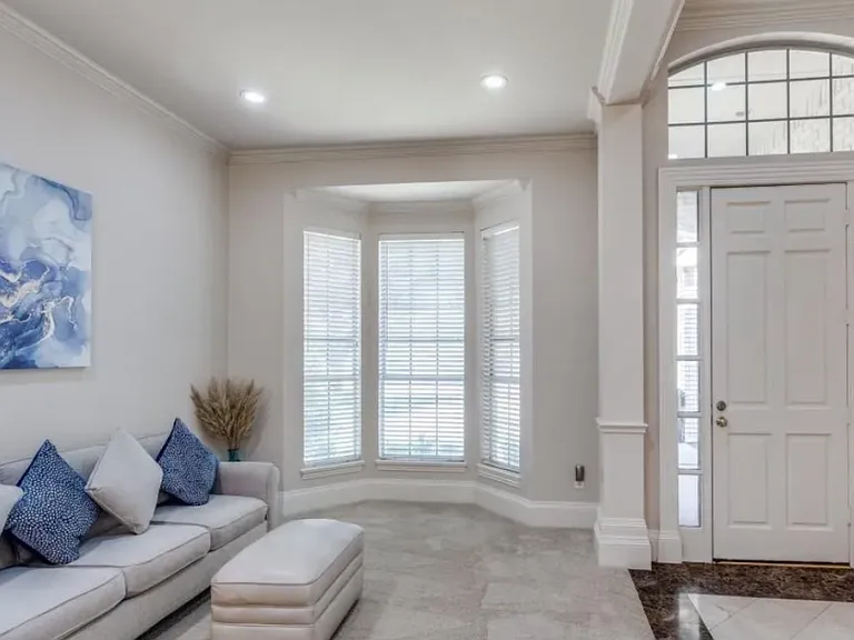5556 Southern Hills Dr — Photo 8