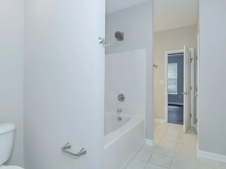 317 Hogan Way — Photo 6