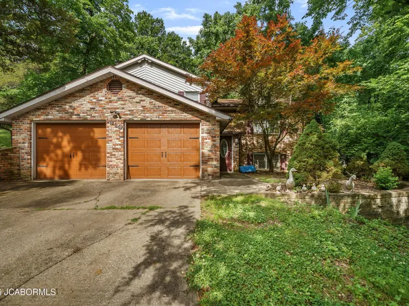 1910 Brookgreen Dr, Jefferson City, MO 65101