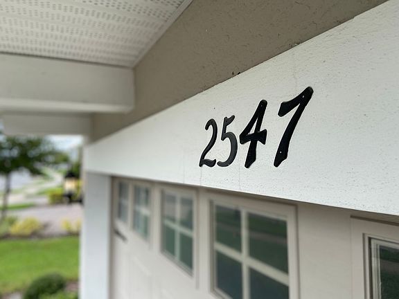 5th image of 2547 Sedge Grass Way