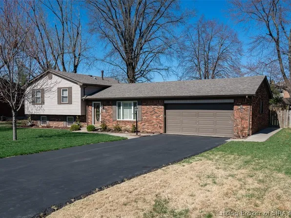 2103 Saint Andrews Road, Jeffersonville, IN 47130