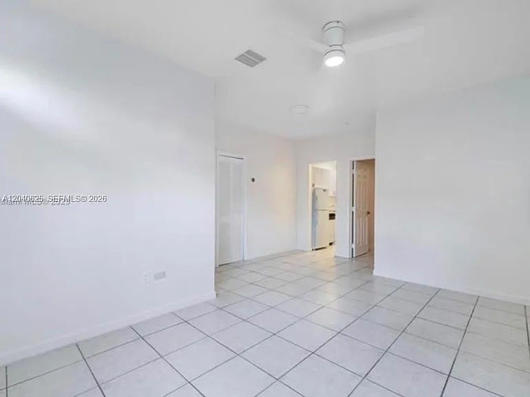 822 Lenox Ave #5 — Photo 3