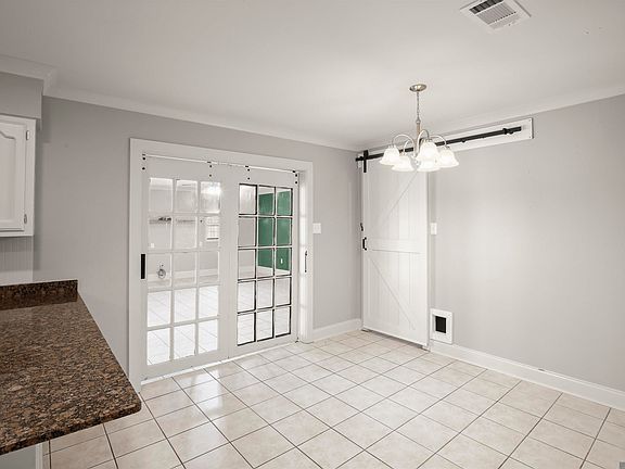 5th image of 13523 Parent Rd