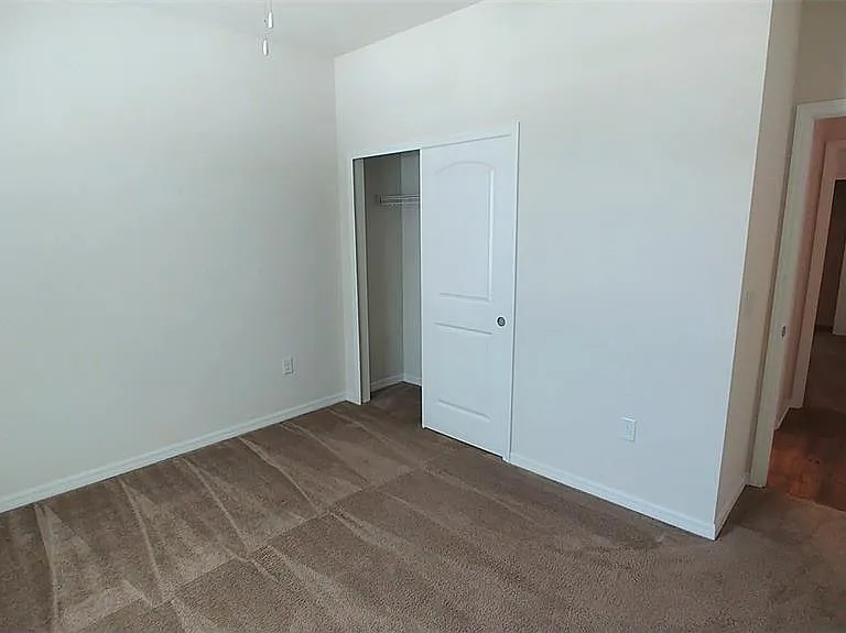 7013 Island Queen Ct — Photo 12
