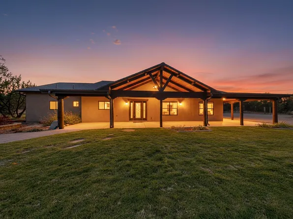 2 Ethel Sandlin Ln, Sandia Park, NM 87047