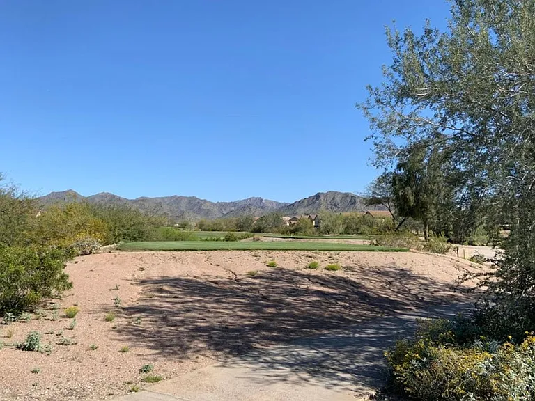 22407 W Morning Glory St — Photo 39