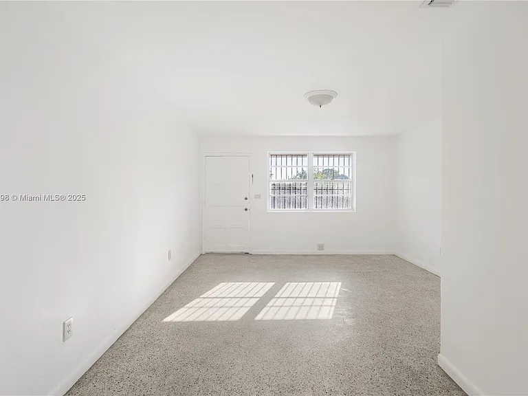 1251 NW 59th St #3 — Photo 6